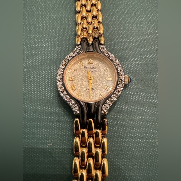 Vintage Two Tone Black & Gold Armitron Diamond Now Ladies Watch- Works! - Picture 4 of 13